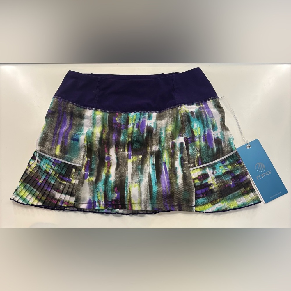 MPG Women's Watercolor Striped Skort Size XS NWT